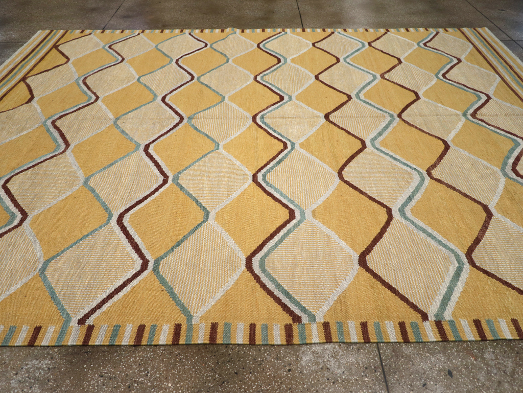 Contemporary Turkish Flatweave Kilim Room Size Carpet, No.32576 - Galerie Shabab