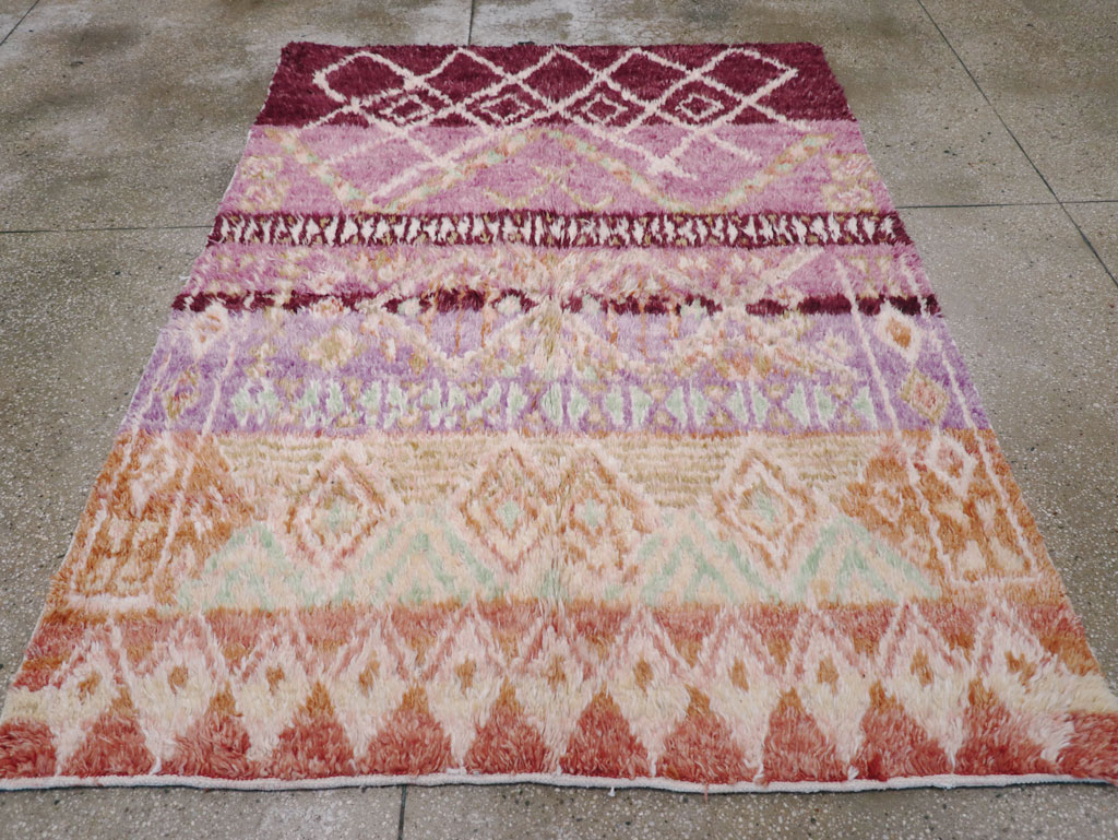 Vintage Moroccan Accent Rug, No.32583 - Galerie Shabab