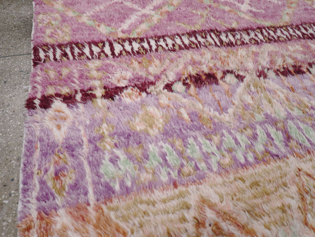 Vintage Moroccan Accent Rug, No.32583 - Galerie Shabab