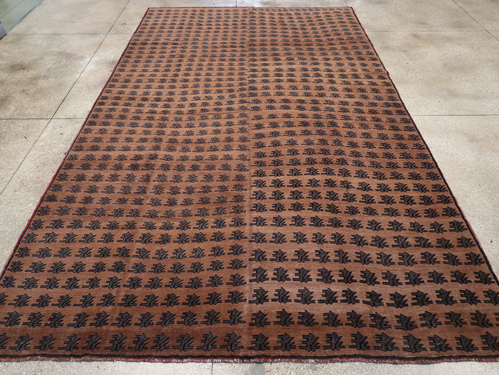 Vintage Turkish Anatolian Room Size Carpet, No.32588 - Galerie Shabab