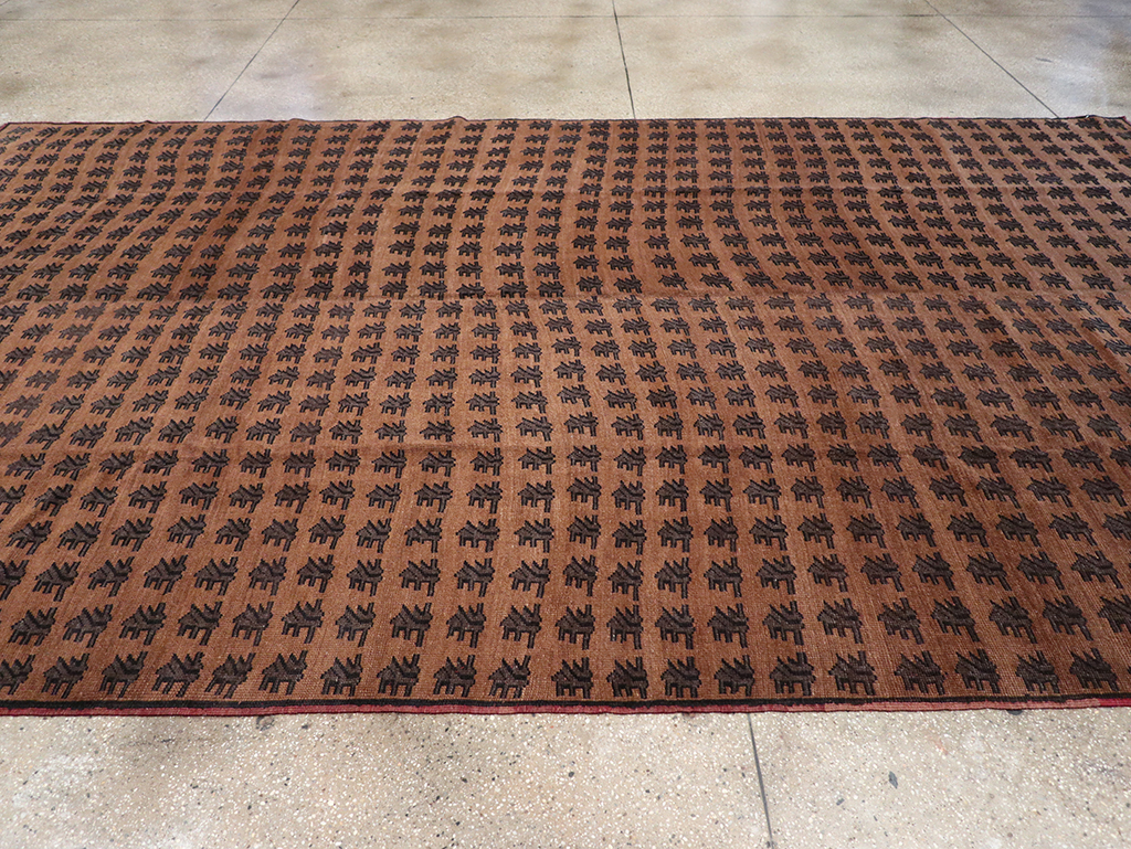 Vintage Turkish Anatolian Room Size Carpet, No.32588 - Galerie Shabab