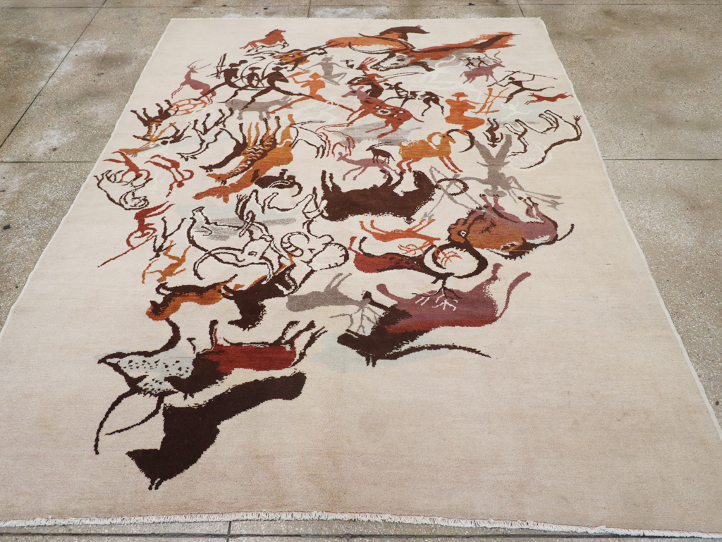 Mid-20th Century Art Deco Carpet: Caverna By Olga Fisch, No.32590 - Galerie Shabab