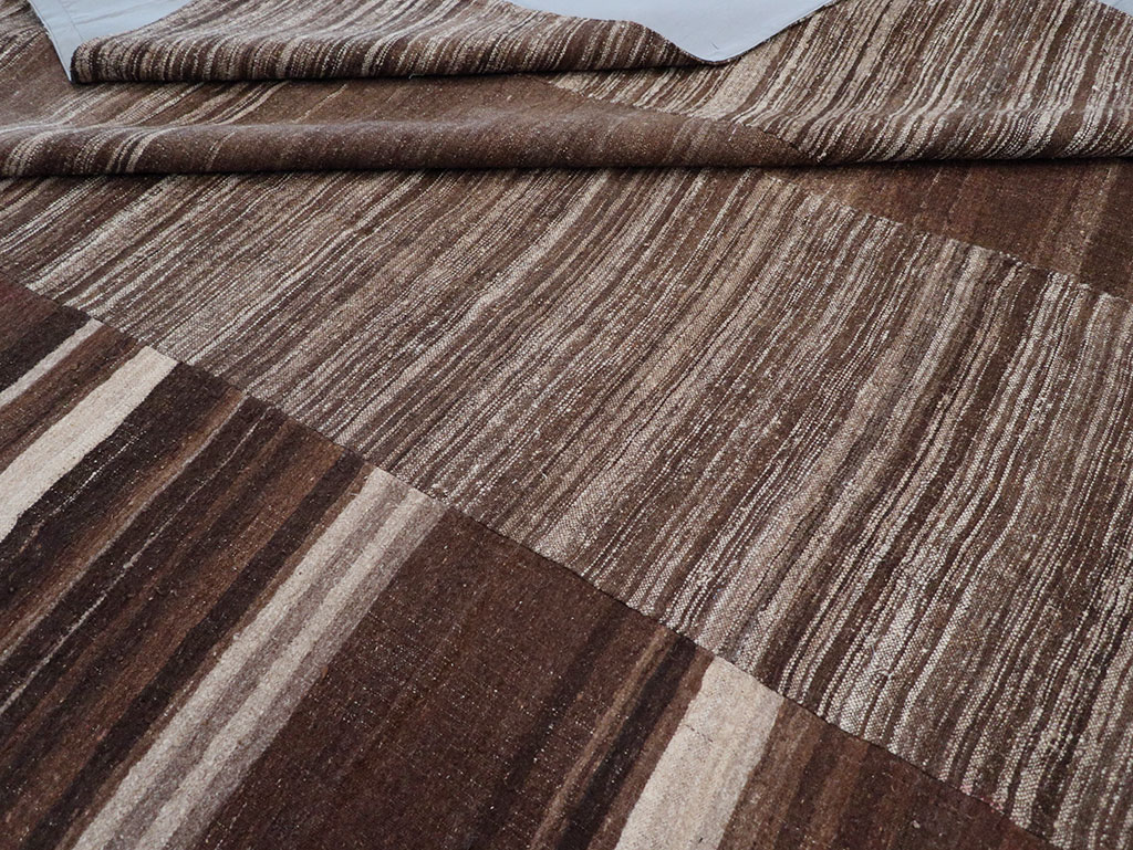 Modern Turkish Flatweave Kilim Large Carpet, No.32592 - Galerie Shabab
