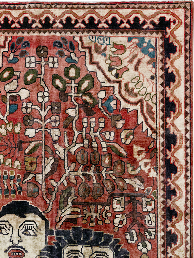 Vintage Persian Mahal Pictorial Throw Rug, No.32595 - Galerie Shabab