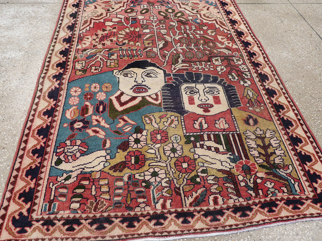 Vintage Persian Mahal Pictorial Throw Rug, No.32595 - Galerie Shabab
