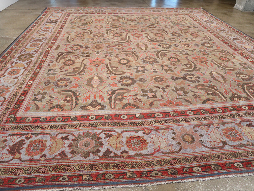 Antique Persian Mahal Large Carpet, No.32600 - Galerie Shabab