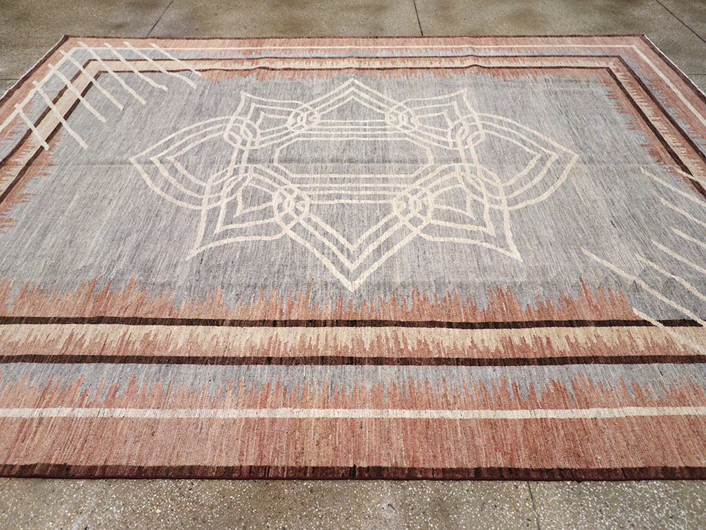 Modern Deco Inspired Khotan Carpet, No.32607 - Galerie Shabab