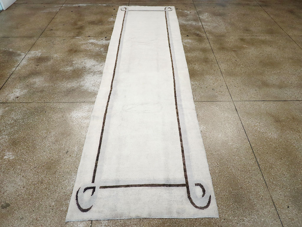 Modern Turkish Art Deco Runner, No.32609 - Galerie Shabab