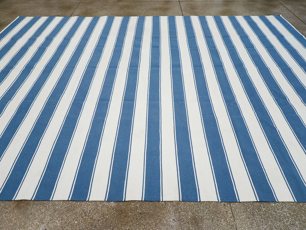 Modern Indian Cotton Dhurrie Room Size Carpet, No.32615 - Galerie Shabab