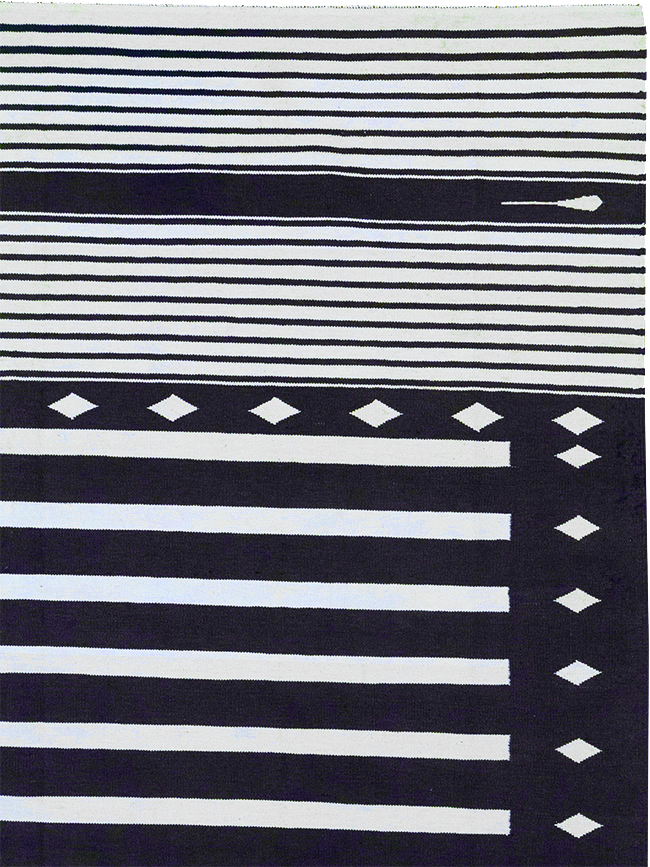 Modern Indian Flatweave Dhurrie Room Size Carpet, No.32616 - Galerie Shabab