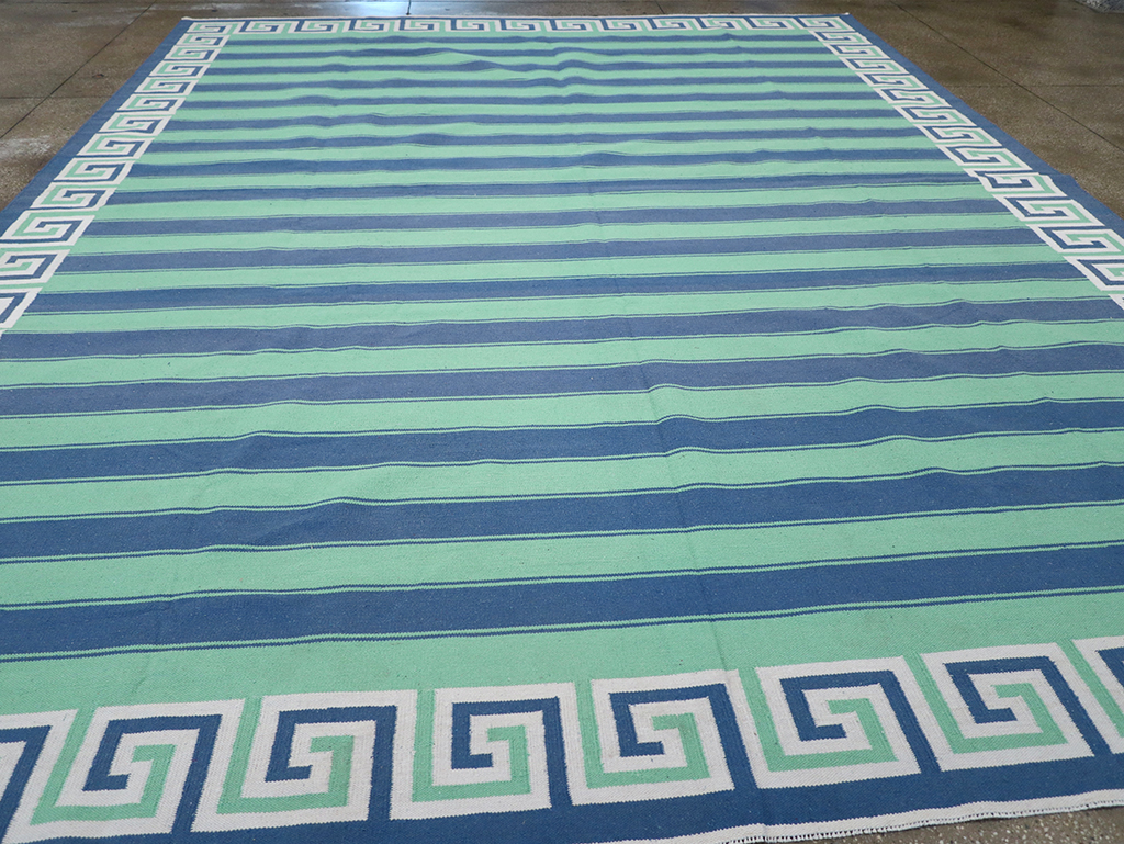 Modern Indian Flatweave Dhurrie Large Room Size Carpet, No.32639 - Galerie Shabab
