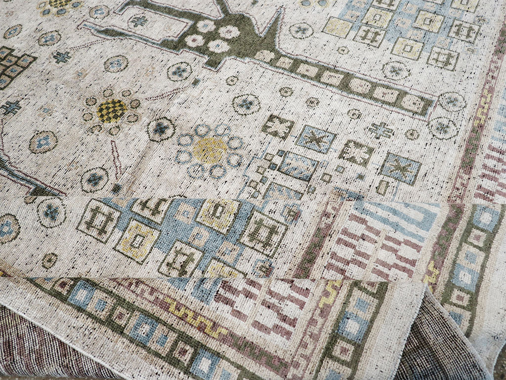 Modern East Turkestan Silk Khotan Room Size Carpet, No.32640 - Galerie Shabab