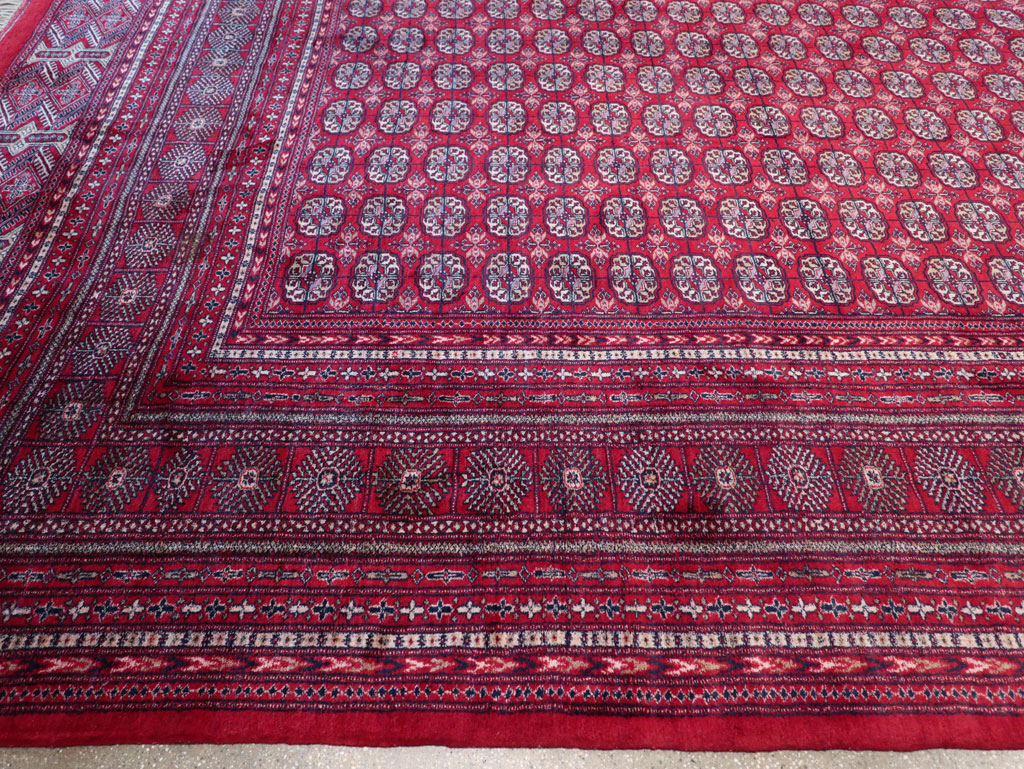Vintage Central Asian Bokhara Oversize Carpet, No.32643 - Galerie Shabab