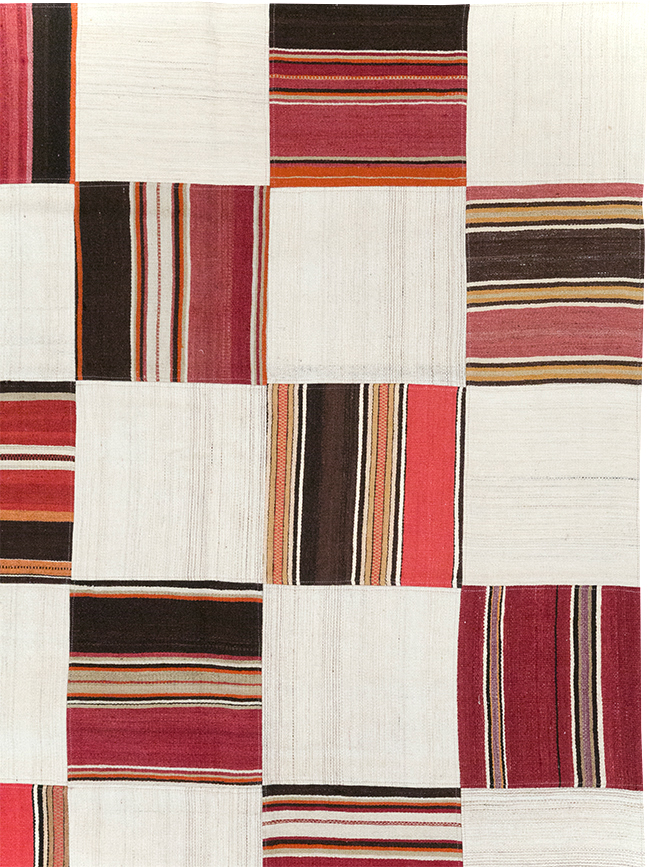 Vintage Turkish Inspired Modern Patchwork Kilim, No.32651 - Galerie Shabab