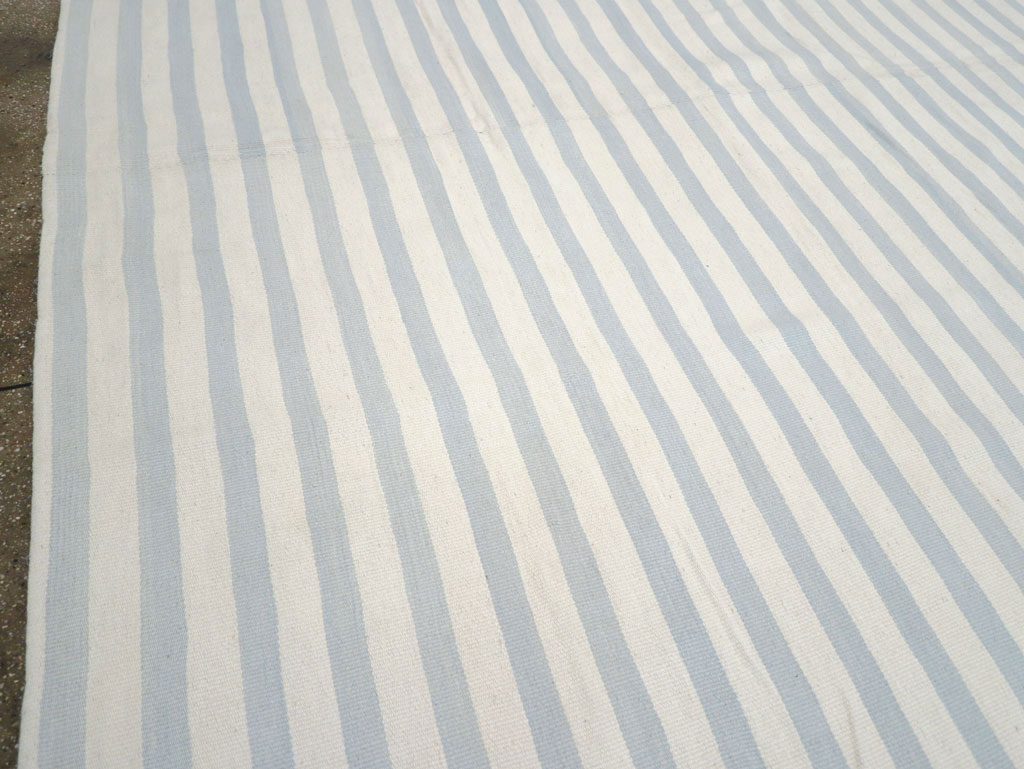 Modern Turkish Flatweave Oversized Square Carpet, No.32653 - Galerie Shabab