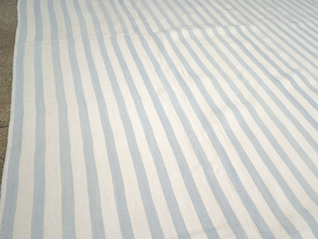 Modern Turkish Flatweave Oversized Square Carpet, No.32655 - Galerie Shabab