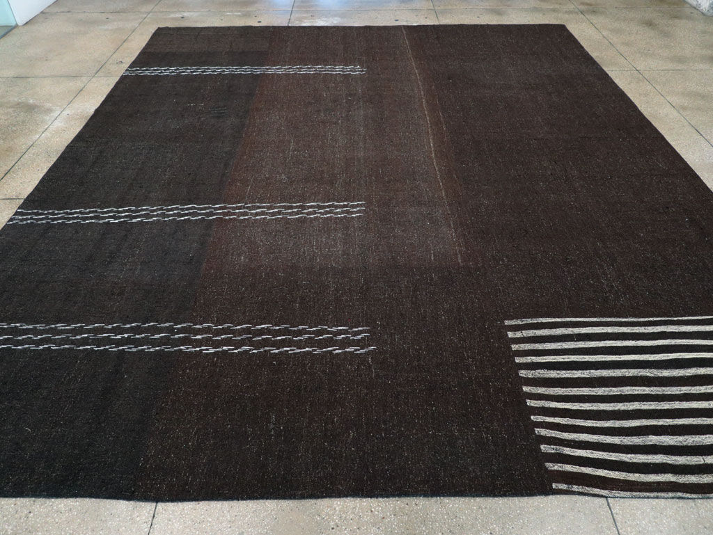 Modern Turkish Flatweave Kilim Large Room Size Carpet, No.32656 - Galerie Shabab