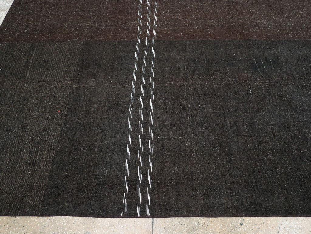 Modern Turkish Flatweave Kilim Large Room Size Carpet, No.32656 - Galerie Shabab