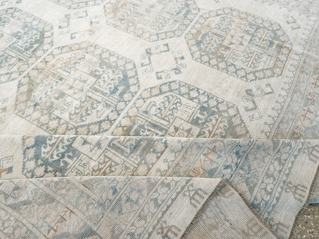 Vintage Central Asian Turkoman Room Size Carpet, No.32661 - Galerie Shabab