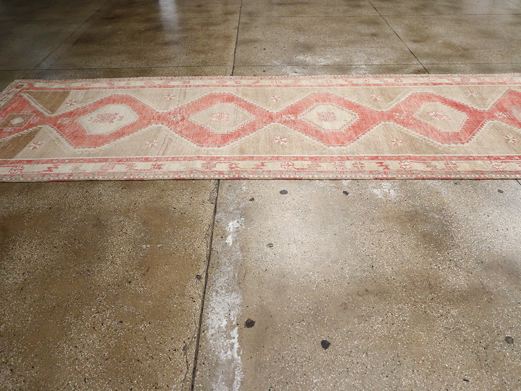 Vintage Turkish Anatolian Wide Gallery Runner, No.32662 - Galerie Shabab