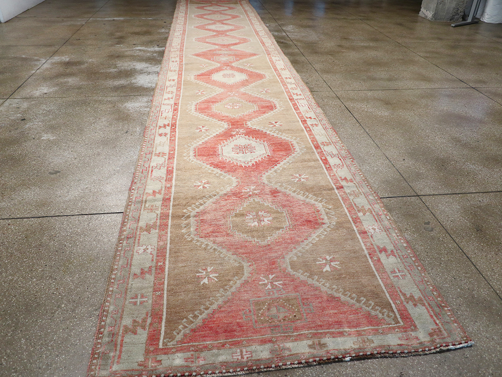 Vintage Turkish Anatolian Wide Gallery Runner, No.32662 - Galerie Shabab