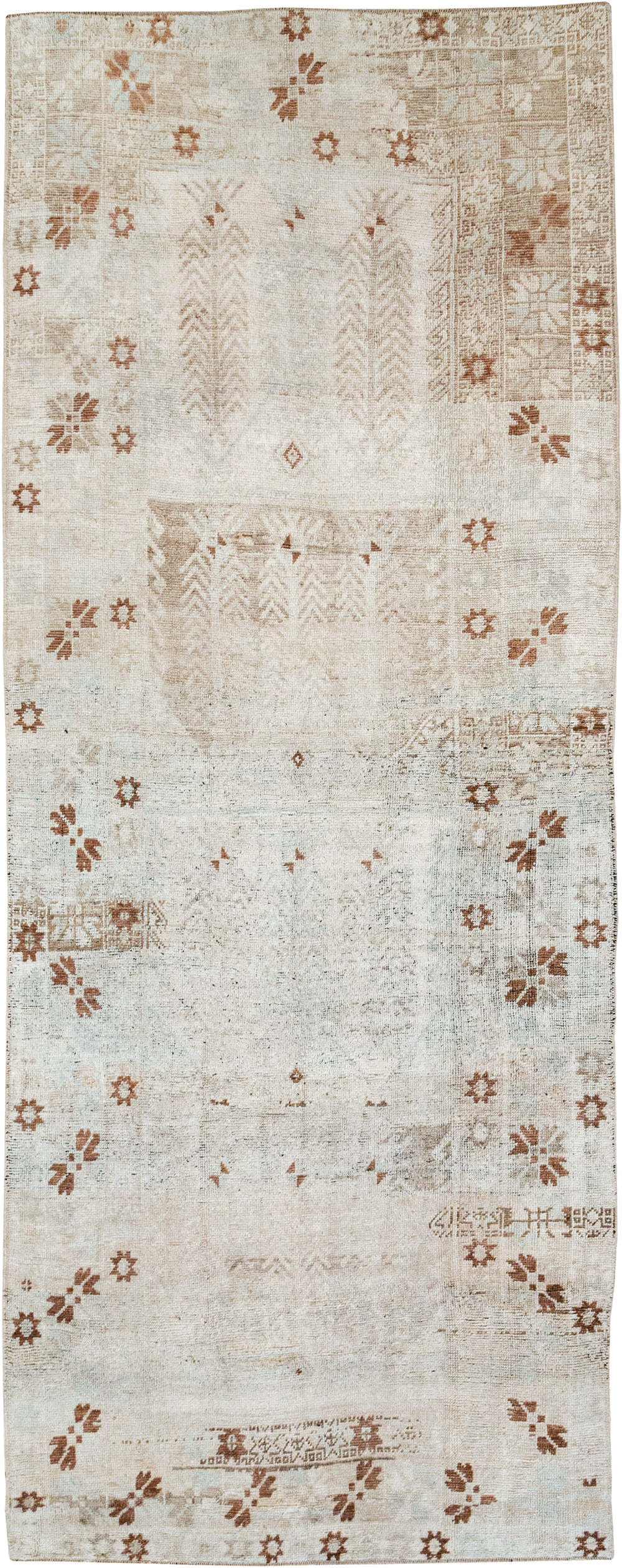 Vintage Turkish Anatolian Wide Gallery Runner, No.32663 - Galerie Shabab