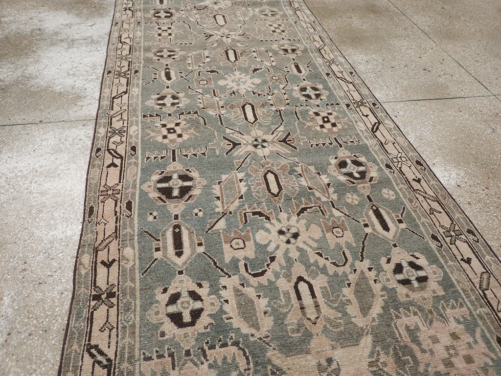 Vintage Persian Malayer Long Runner, No.32665 - Galerie Shabab