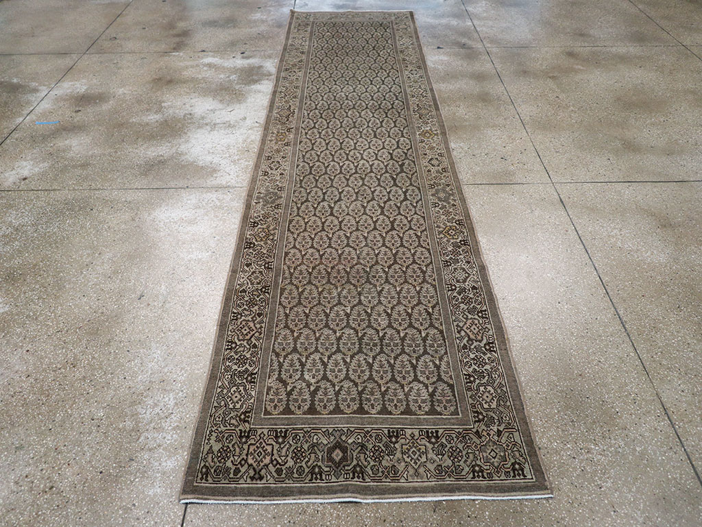 Vintage Persian Malayer Runner, No.32667 - Galerie Shabab