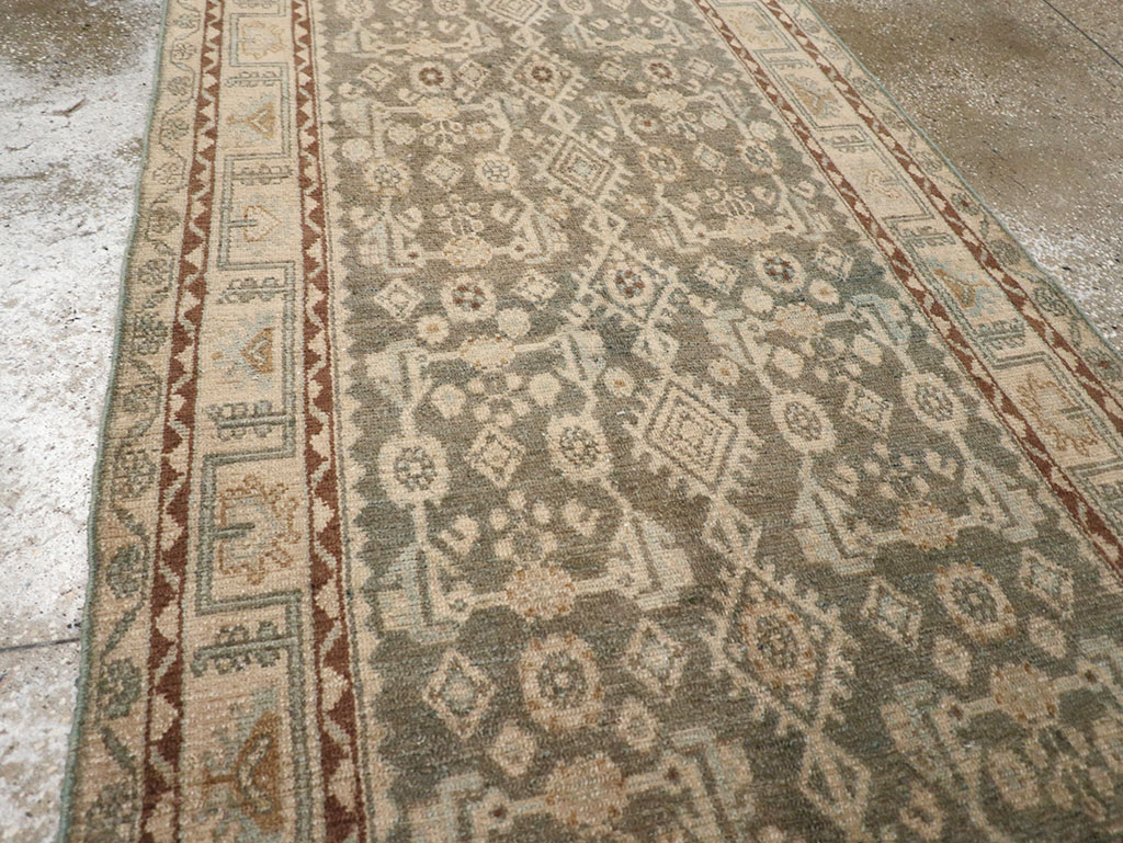 Vintage Persian Malayer Runner, No.32671 - Galerie Shabab
