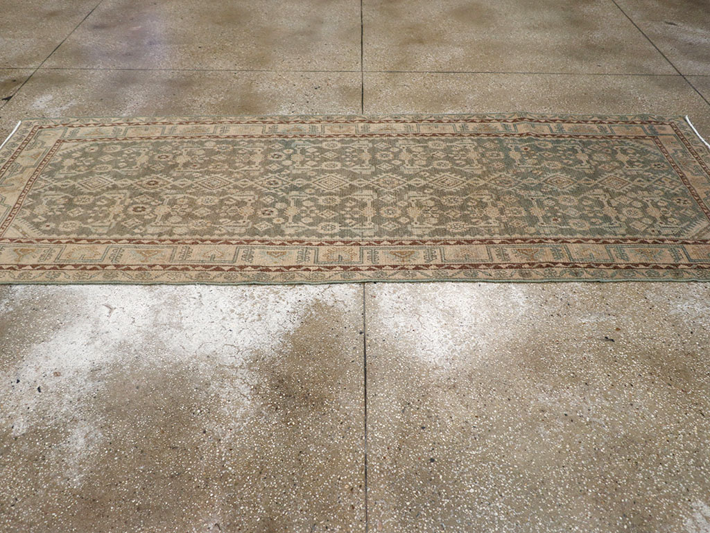 Vintage Persian Malayer Runner, No.32671 - Galerie Shabab
