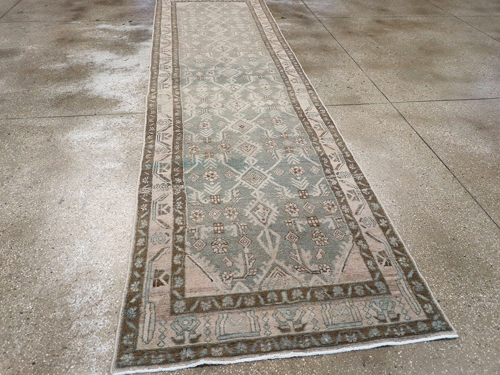 Vintage Persian Malayer Runner, No.32674 - Galerie Shabab