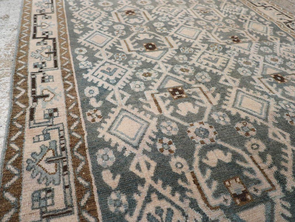Vintage Persian Malayer Gallery Rug, No.32676 - Galerie Shabab