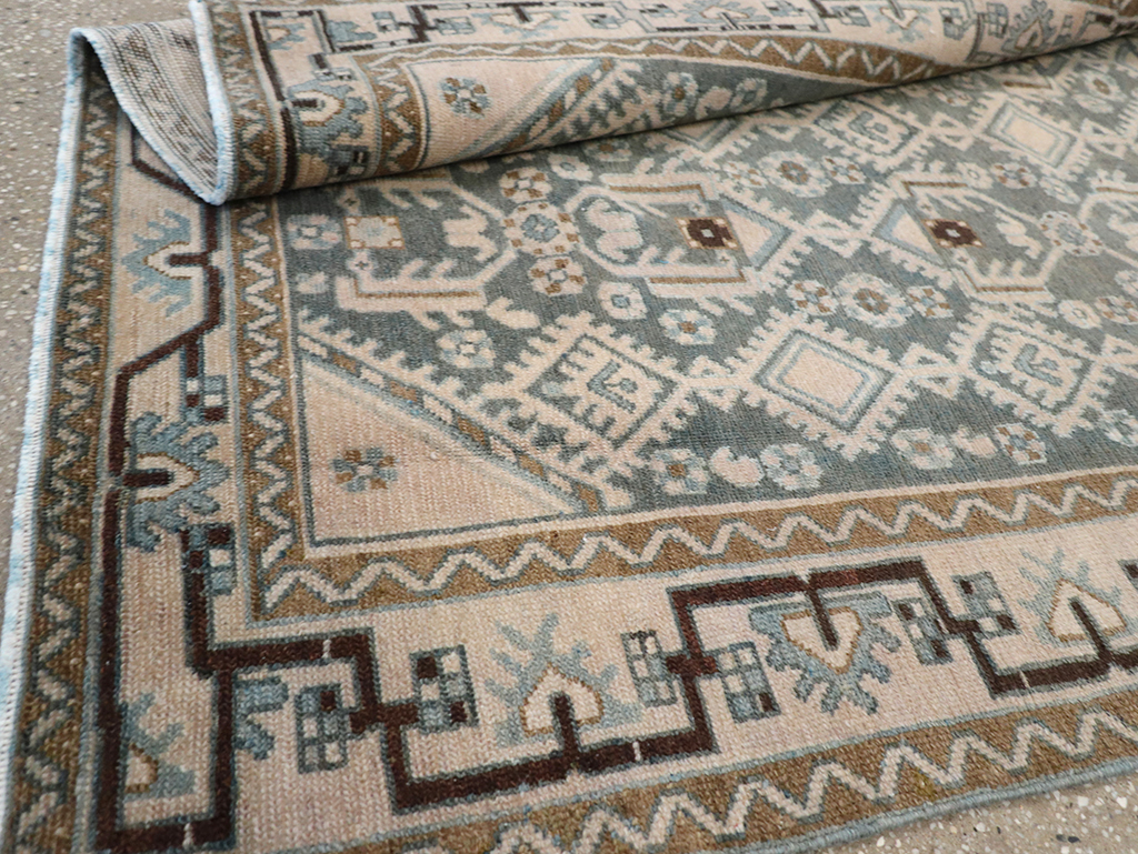 Vintage Persian Malayer Gallery Rug, No.32676 - Galerie Shabab