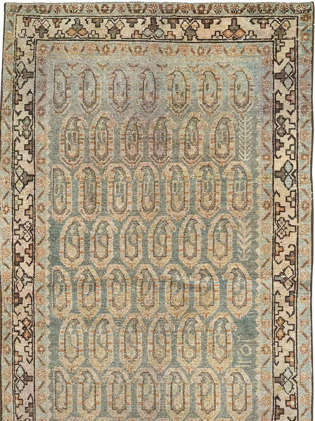 Vintage Persian Malayer Runner, No.32680 - Galerie Shabab