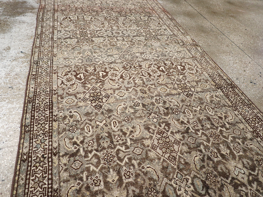 Antique Persian Kurd Runner, No.32681 - Galerie Shabab