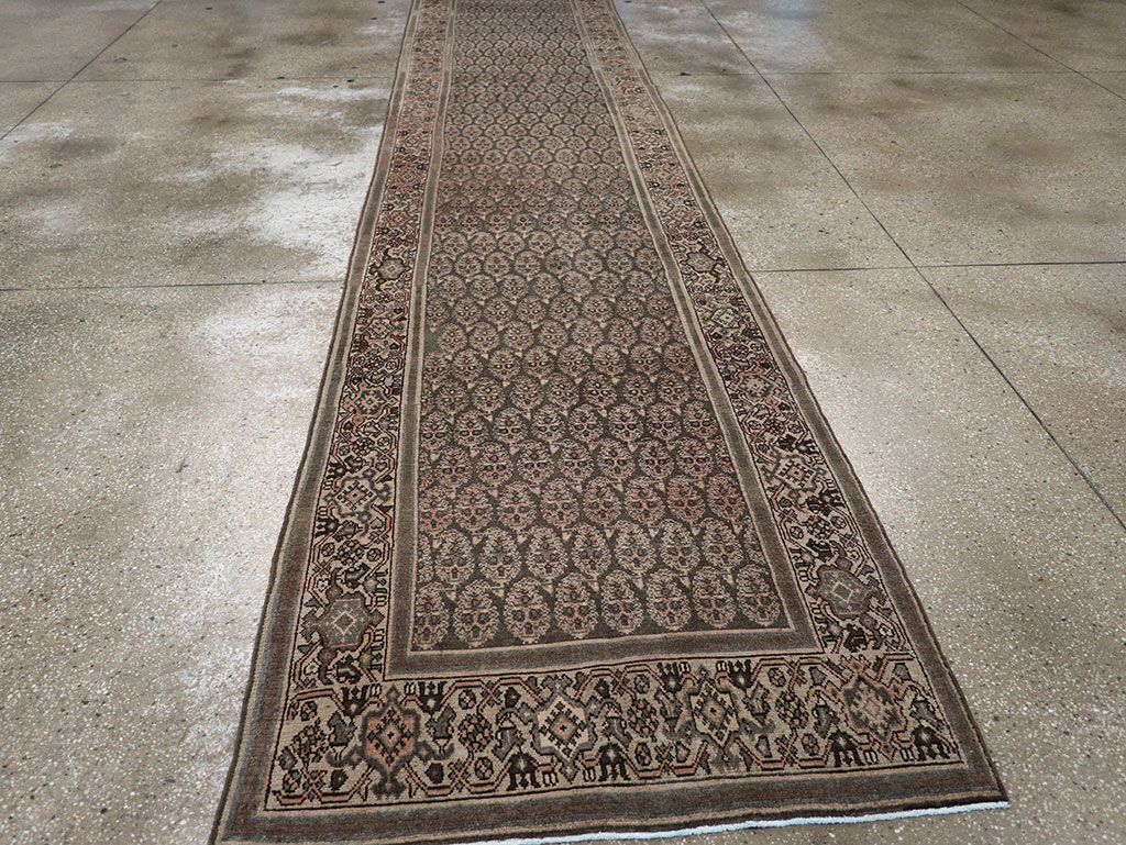 Antique Persian Malayer Long Runner, No.32682 - Galerie Shabab