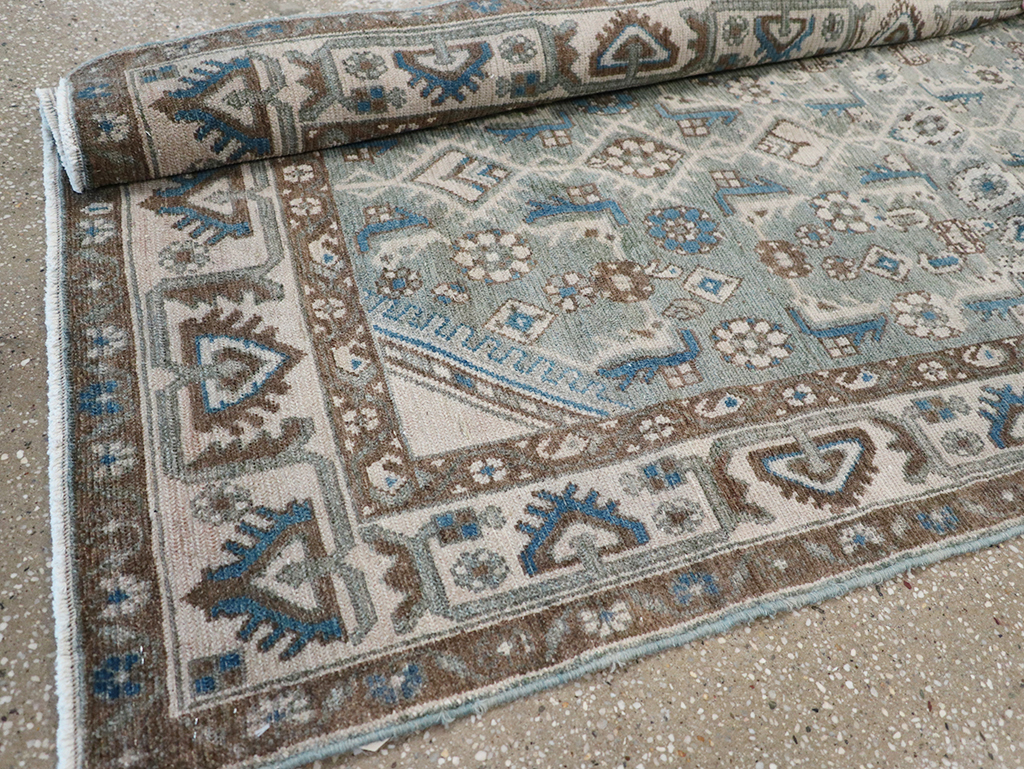 Vintage Persian Malayer Runner, No.32683 - Galerie Shabab