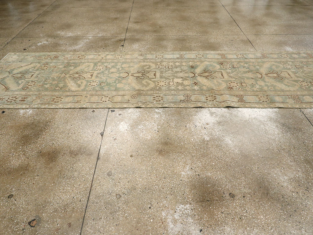 Vintage Persian Malayer Long Runner, No.32687 - Galerie Shabab