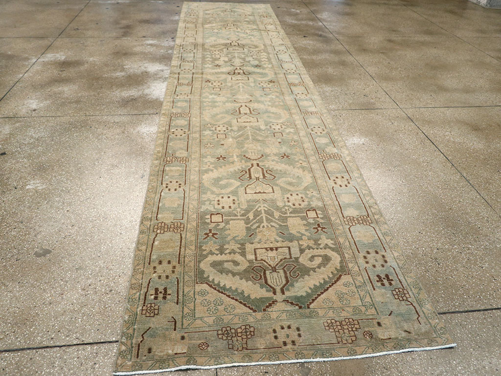 Vintage Persian Malayer Long Runner, No.32687 - Galerie Shabab