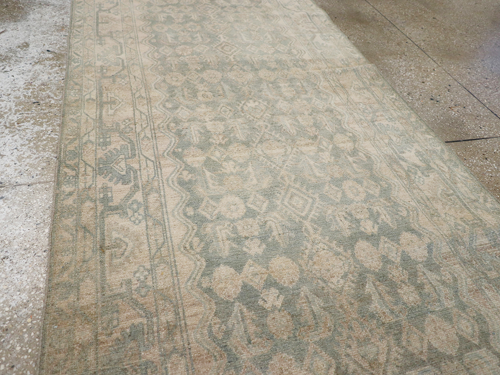 Vintage Persian Malayer Long Runner, No.32688 - Galerie Shabab