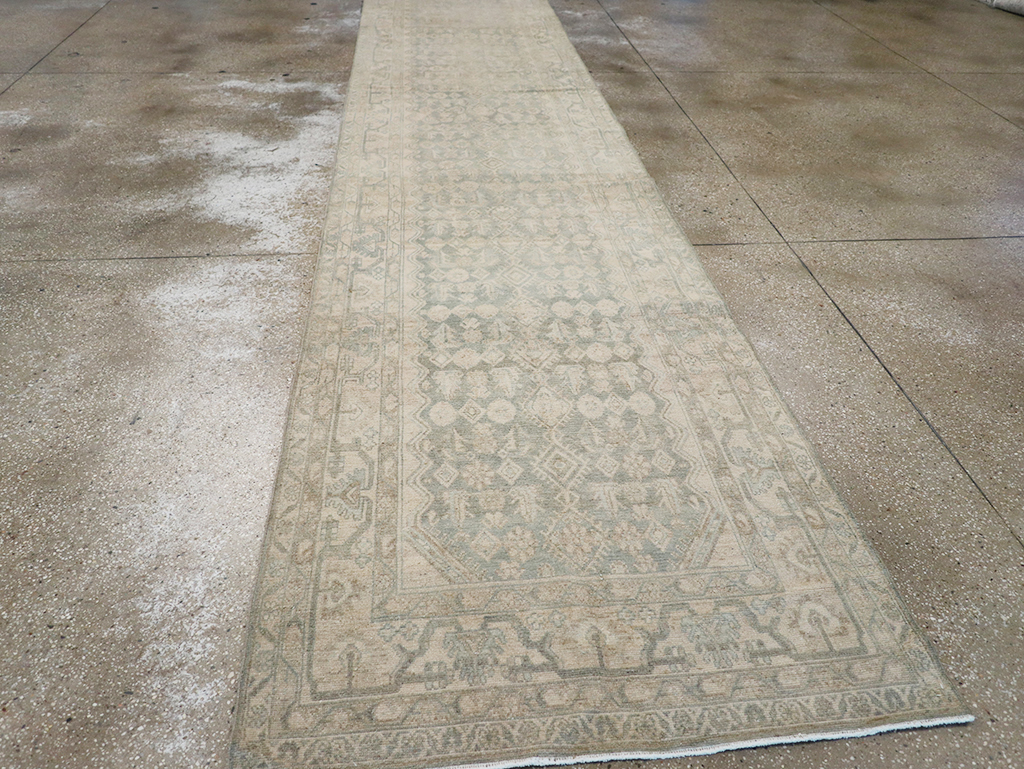 Vintage Persian Malayer Long Runner, No.32688 - Galerie Shabab