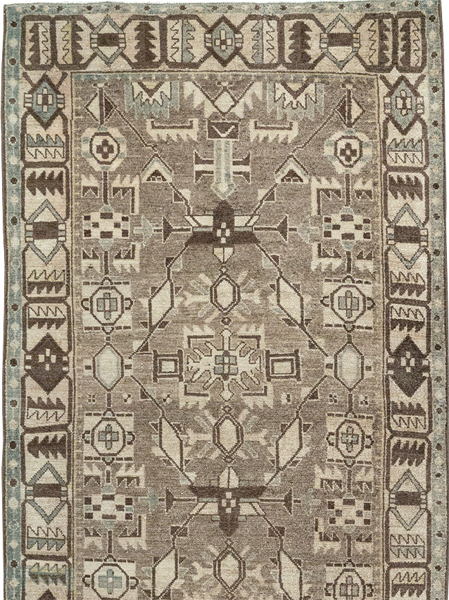 Vintage Persian Malayer Runner, No.32690 - Galerie Shabab