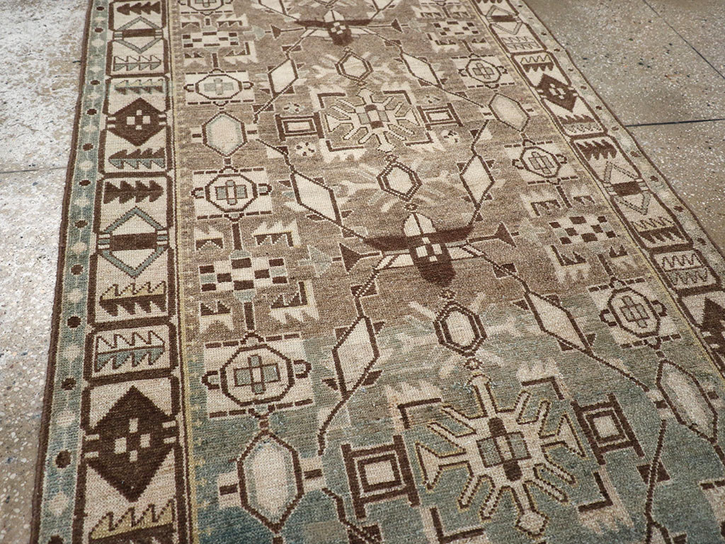 Vintage Persian Malayer Runner, No.32690 - Galerie Shabab