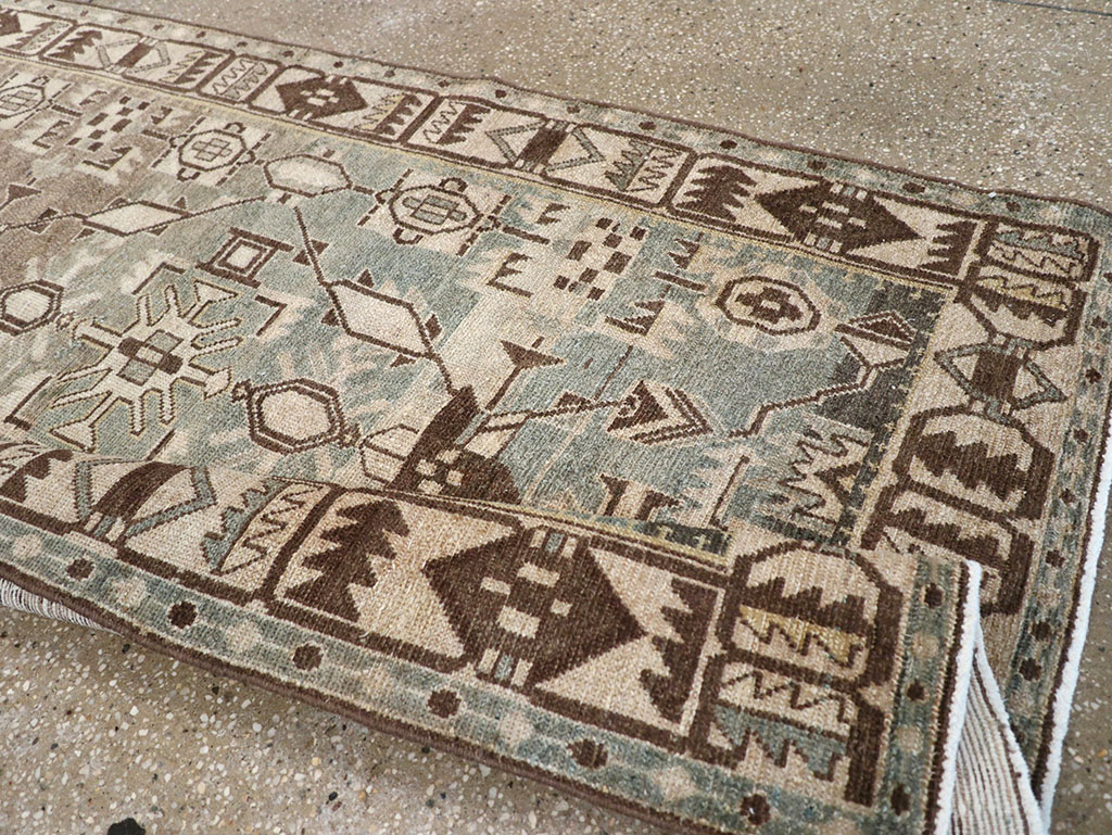 Vintage Persian Malayer Runner, No.32690 - Galerie Shabab