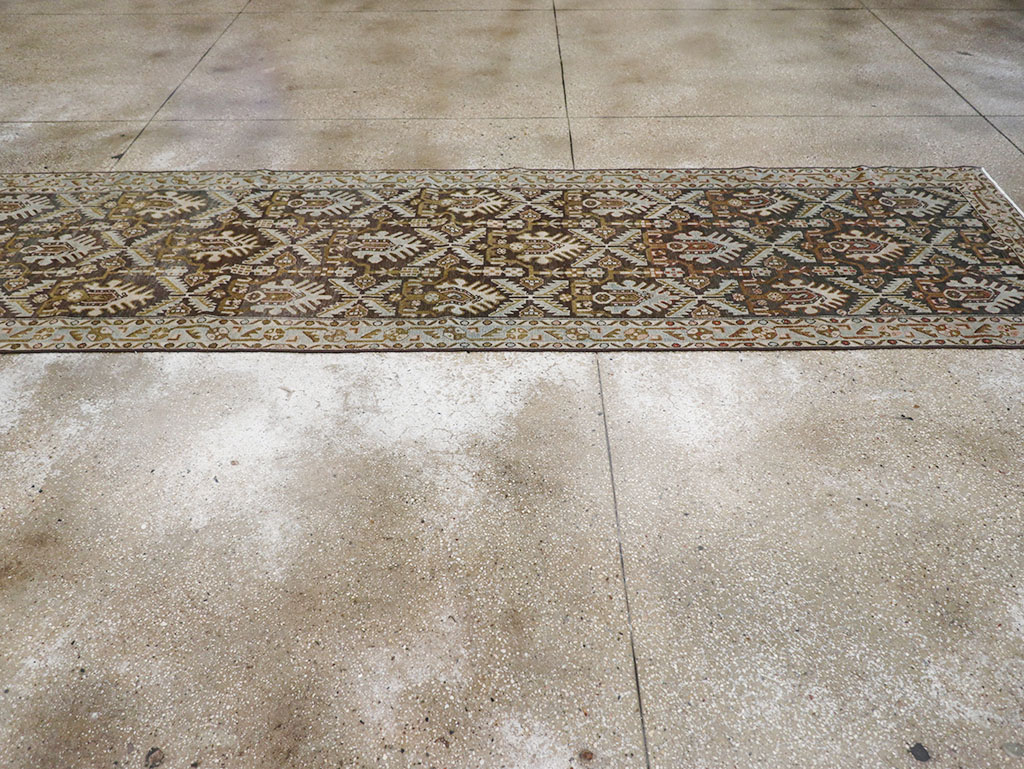 Vintage Persian Malayer Long Runner, No.32692 - Galerie Shabab