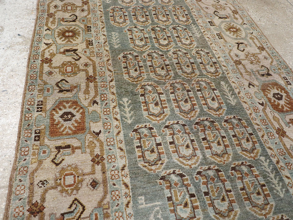 Vintage Persian Malayer Runner, No.32693 - Galerie Shabab