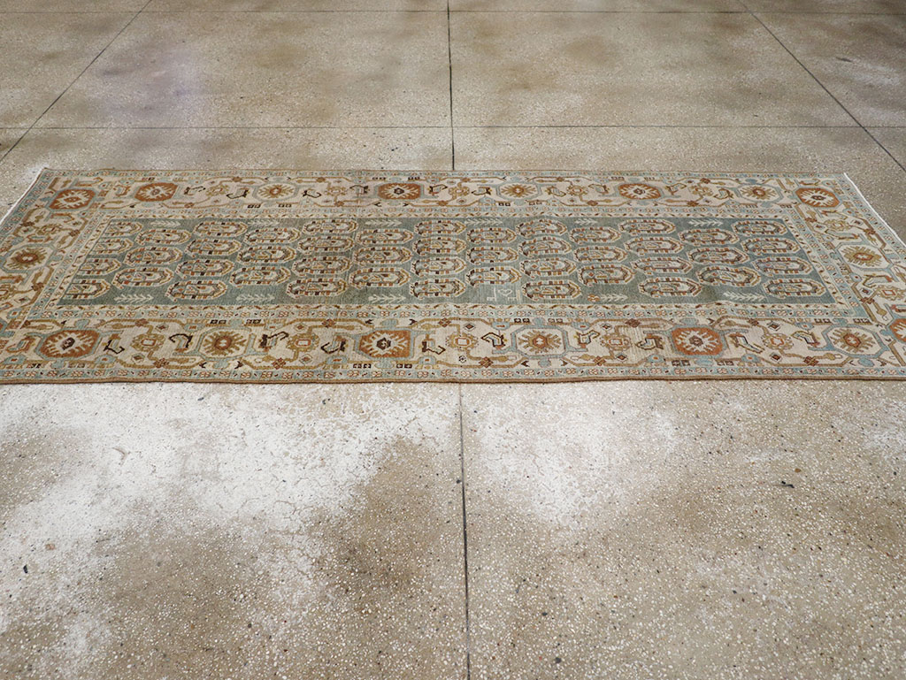Vintage Persian Malayer Runner, No.32693 - Galerie Shabab