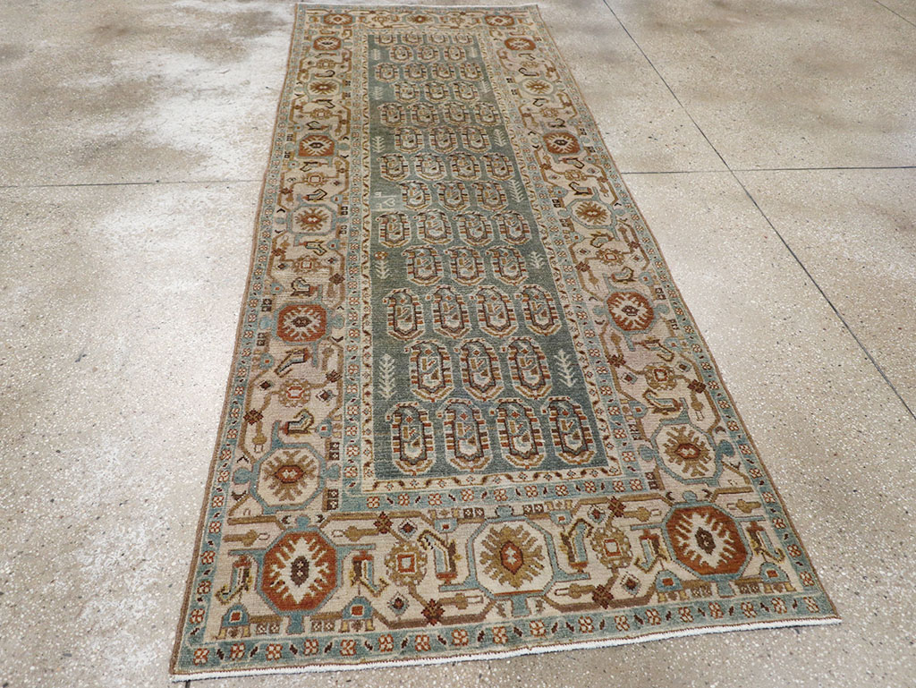 Vintage Persian Malayer Runner, No.32693 - Galerie Shabab
