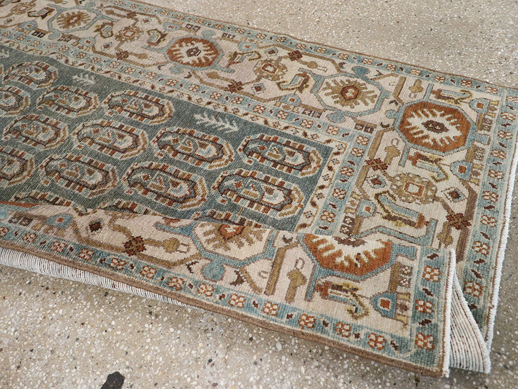 Vintage Persian Malayer Runner, No.32693 - Galerie Shabab