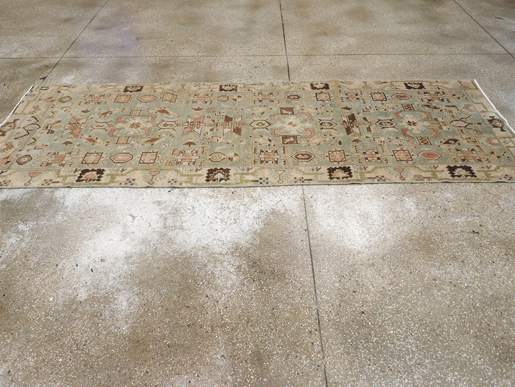 Vintage Persian Malayer Runner, No.32694 - Galerie Shabab